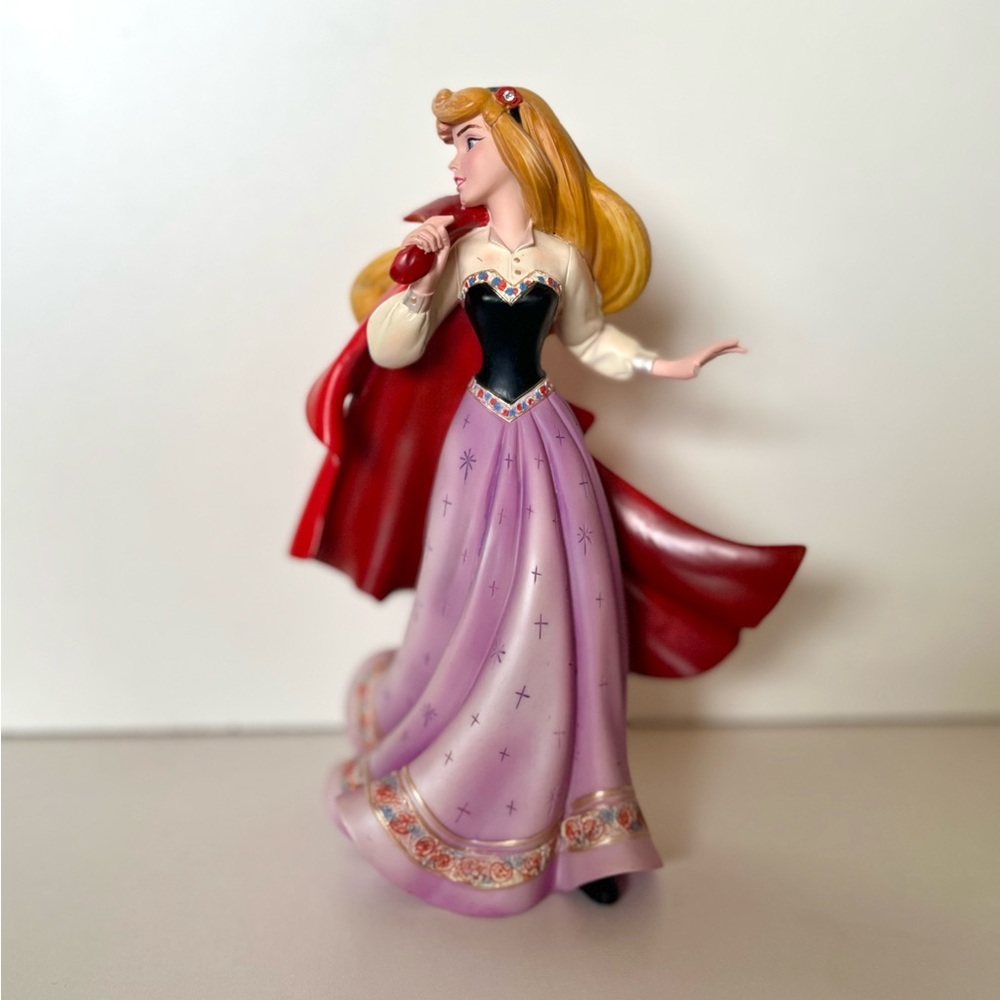 Disney Showcase Enesco Sleeping Beauty Aurora Briar Rose Statue Figurine - Picture 3 of 7